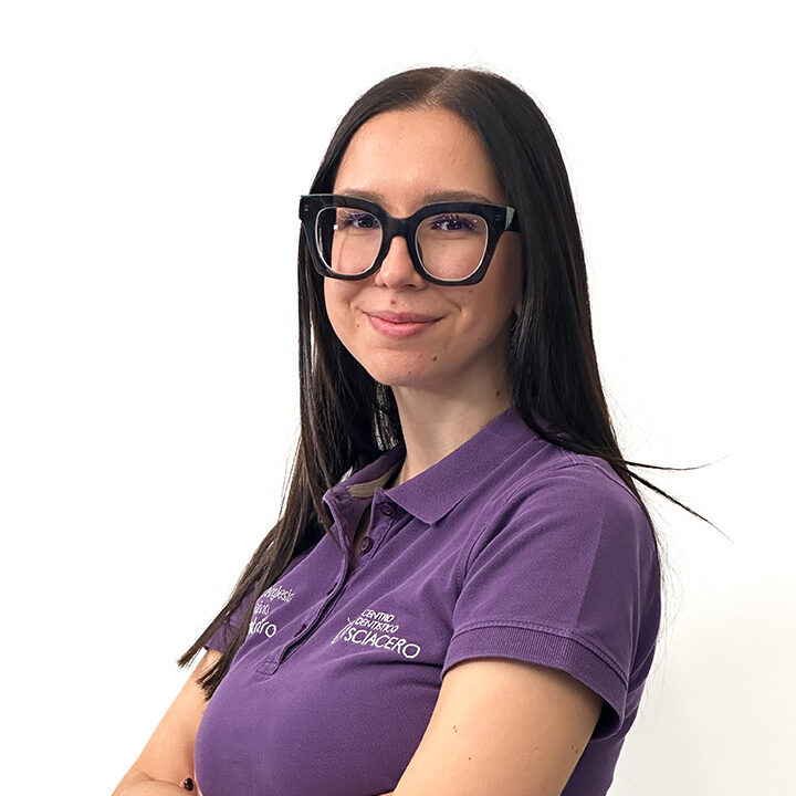 Dott.ssa Anglesio Farina Claudia - Odontoiatra<br /> Pedodonzia e Conservativa